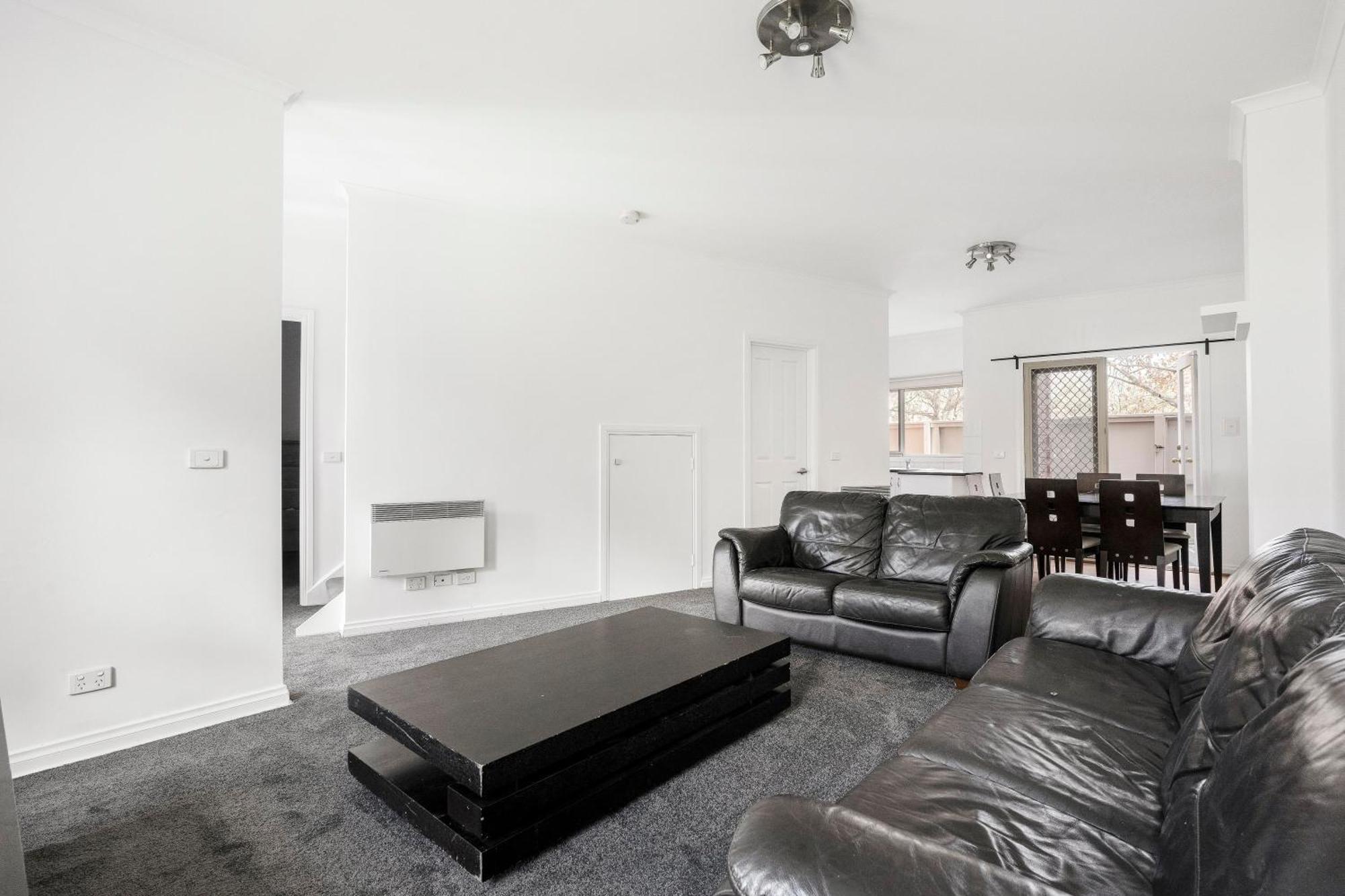 Entire 4 Bedroom Townhouse -Sleeps 6/7- All Yours Melbourne Eksteriør bilde